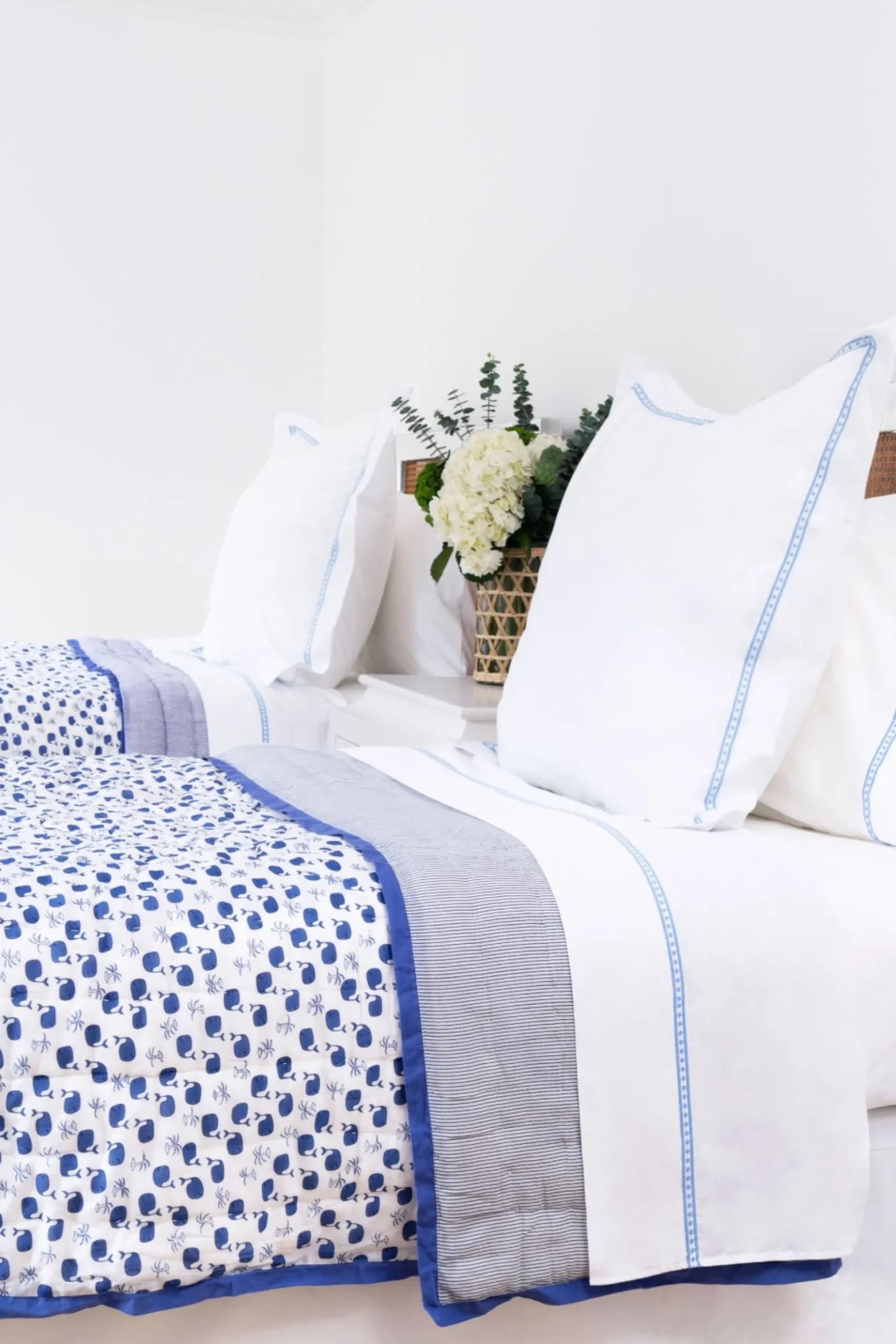 Francis Embroidered Sheet Set